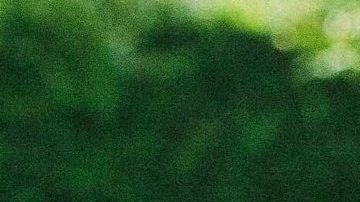 Eiza González posando.