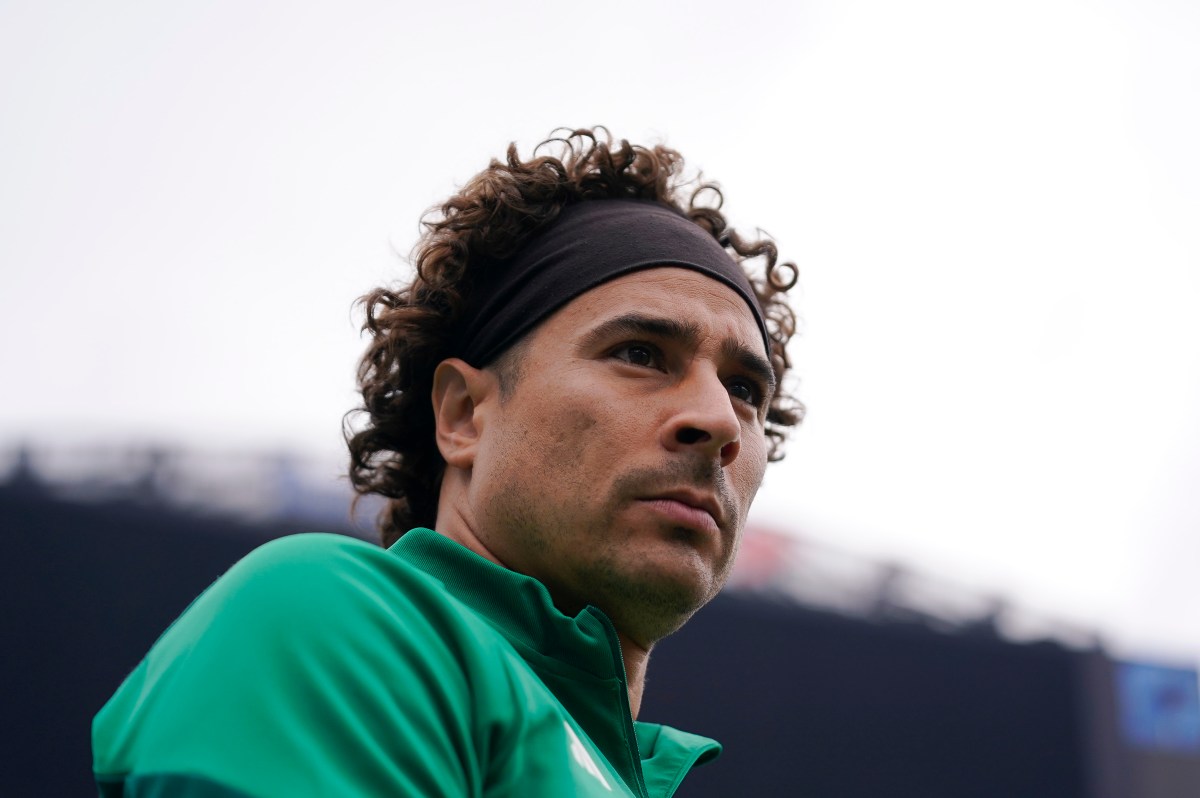 Memo Ochoa visita el New York Red Bulls y crecen los rumores sobre su posible llegada a la MLS