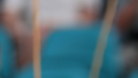 Jannik Sinner levanta el trofeo que lo acredita como campeón del Miami Open 2024.