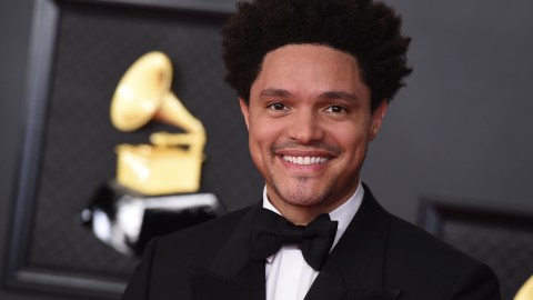 El apartamento que visitó Trevor Noah se encuentra en la décima planta de un antiguo edificio.