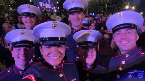 “Sentí un llamado”: la historia de una flautista venezolana que se unió a los Marines de EE.UU.