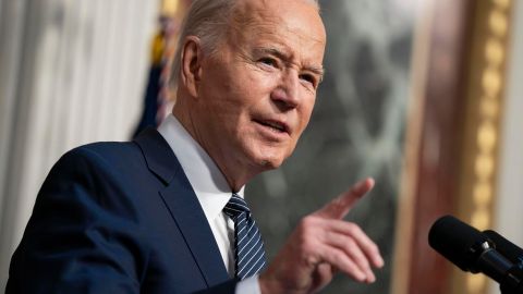 Nancy Pelosi y varios demócratas exigen a Joe Biden cesar el envío de armas a Israel