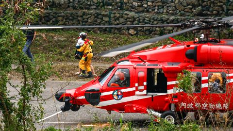 Rescate de víctimas del terremoto.