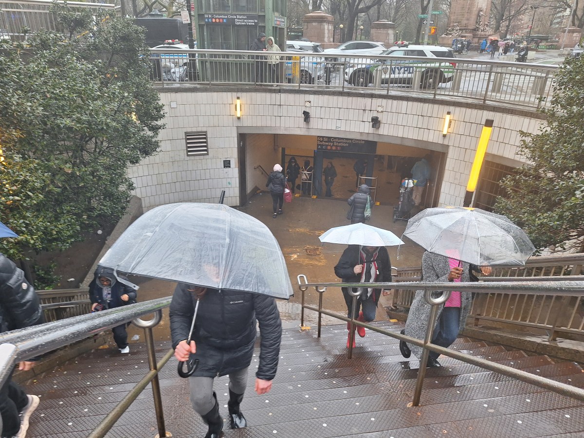 Advertencia a neoyorquinos que viven en sótanos: hay riesgo de inundaciones en las zonas costeras