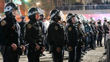 Policías de Nueva York rodearon el campus universitario de Columbia ante protestas estudiantiles