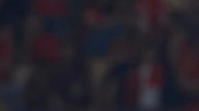 Los jugadores del Athletic celebran tras ganar la final de la Copa del Rey disputada hoy sábado en el estadio La Cartuja, en Sevilla.