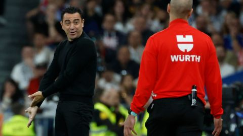 Xavi Hernández reclamó en todo momento varias jugadas del cuerpo arbitral que perjudicaron al FC Barcelona según sus palabras.