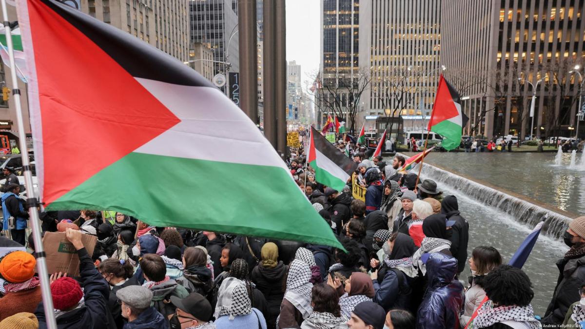 Protesta propalestina bloquea el puente Golden Gate en San Francisco, California