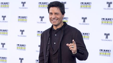 Chayanne posando.