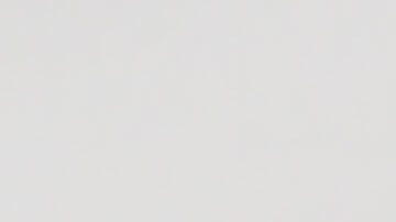 Lin-Manuel Miranda posando.