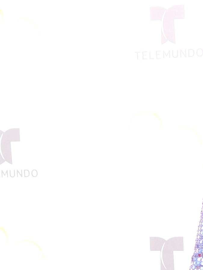 Jennifer López posando.