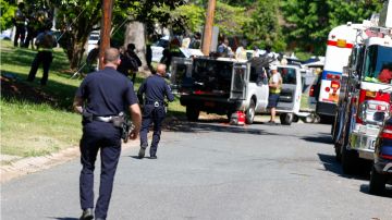 AP-Tiroteo en Carolina del Norte policías rodean la zona