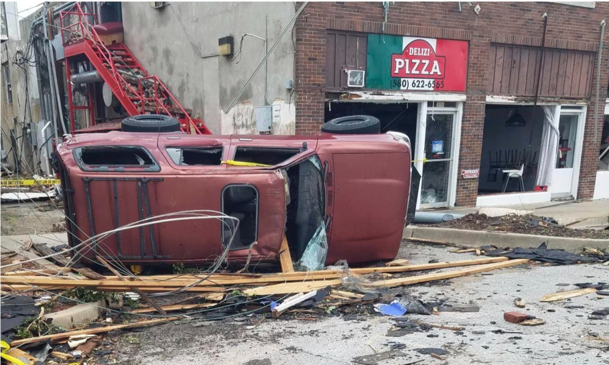 Múltiples tornados en Oklahoma dejan cuatro muertos y serios destrozos materiales