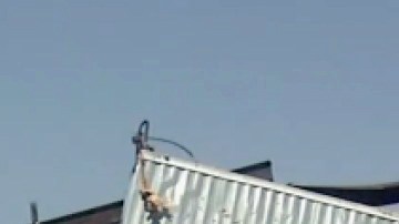 La vivienda de los Slatten quedó totalmente destruida, reducida a los cimientos del sótano.