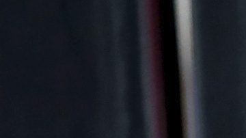 Irán suspende y multa económicamente a portero internacional Hossein Hosseini por abrazar a una mujer