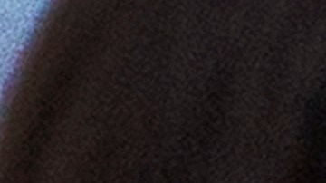 Harvey Weinstein bajando de un coche.