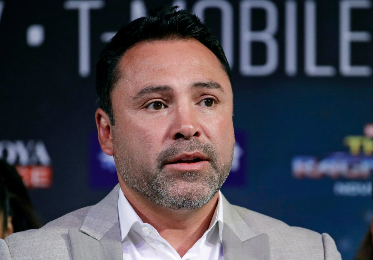 Óscar de la Hoya afirma que si él fuera promotor de David Benavídez ya hubiera peleado contra Canelo Álvarez