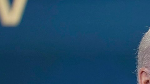 El presidente Biden anuncia su nuevo plan sobre deuda estudiantil; el secretario Miguel Cardona dará detalles en NY.