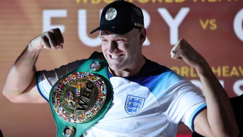 Tyson Fury campeón del peso pesado.