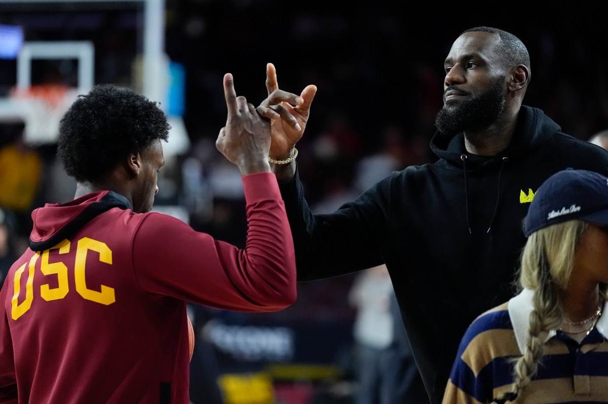 Los Lakers podrían hacer realidad el sueño de LeBron James de jugar con su hijo en la NBA