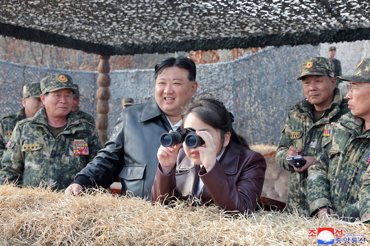Corea del Norte realiza ejercicios de simulacro de contraataque nuclear