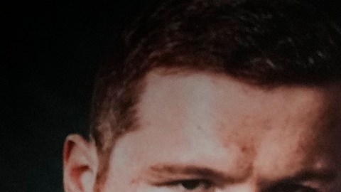 Canelo Álvarez y Jaime Munguía durante el cara a cara de su combate.