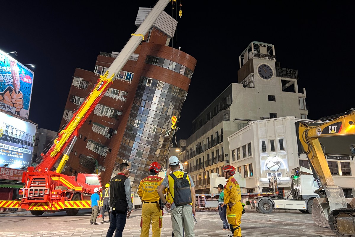 Asciende a nueve la cifra de muertos y más de 820 heridos tras terremoto en Taiwán