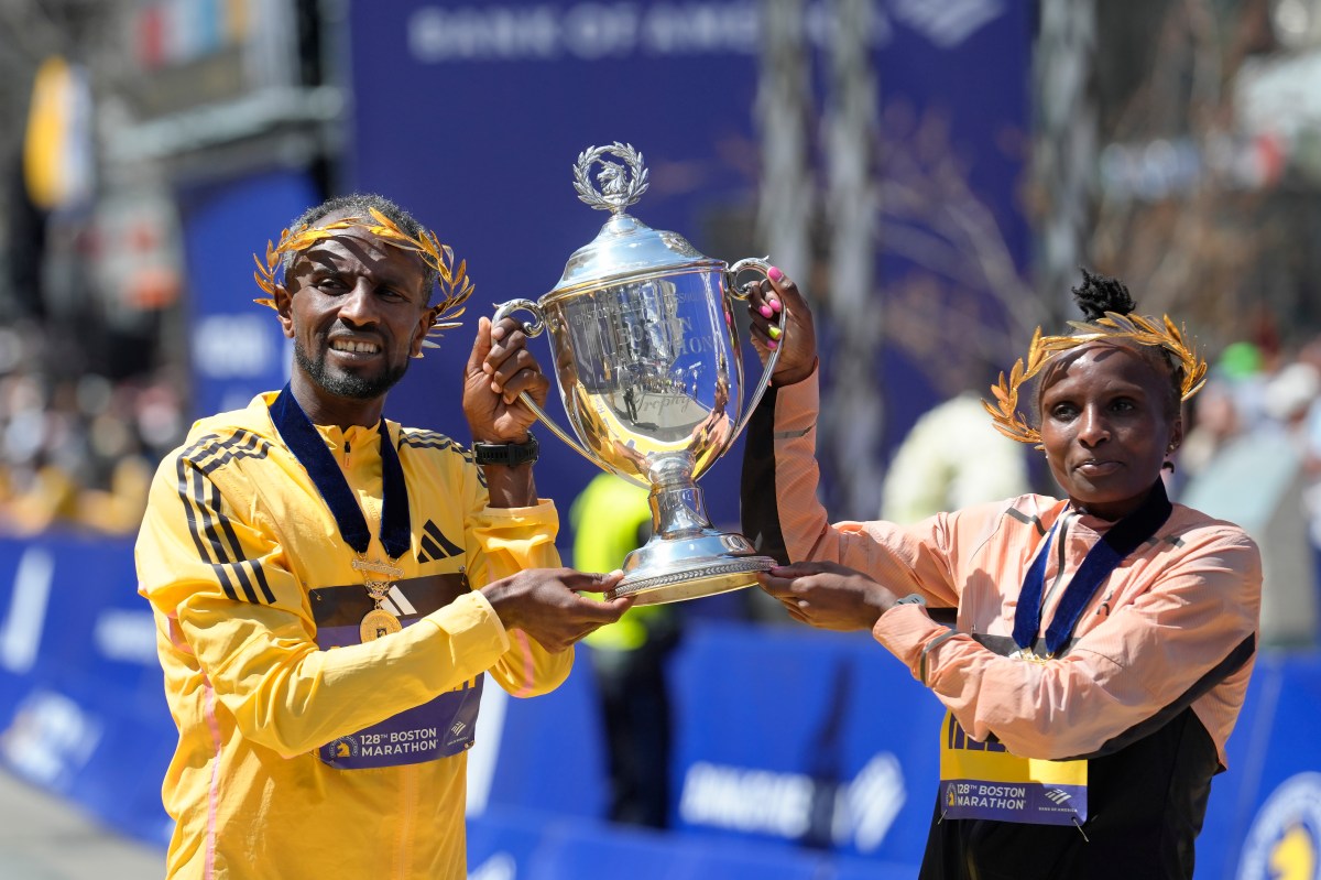 Etíope Sisay Lemma y keniata Hellen Obiri triunfaron en la 128° edición del Maratón de Boston