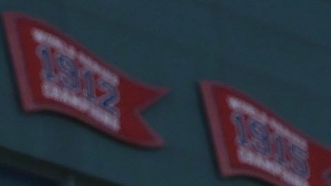 Rob “Gronk” hizo el peor pitcheo ceremonial de la historia en el Fenway Park [Video]