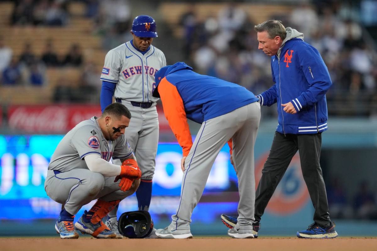 Francisco Álvarez se perderá varios meses de acción con Mets tras desgarrarse el ligamento del dedo pulgar