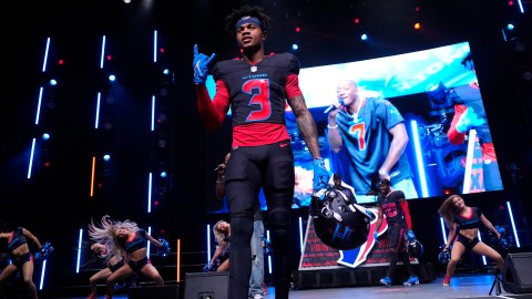 Tank Dell es una de las estrellas de Houston Texans.