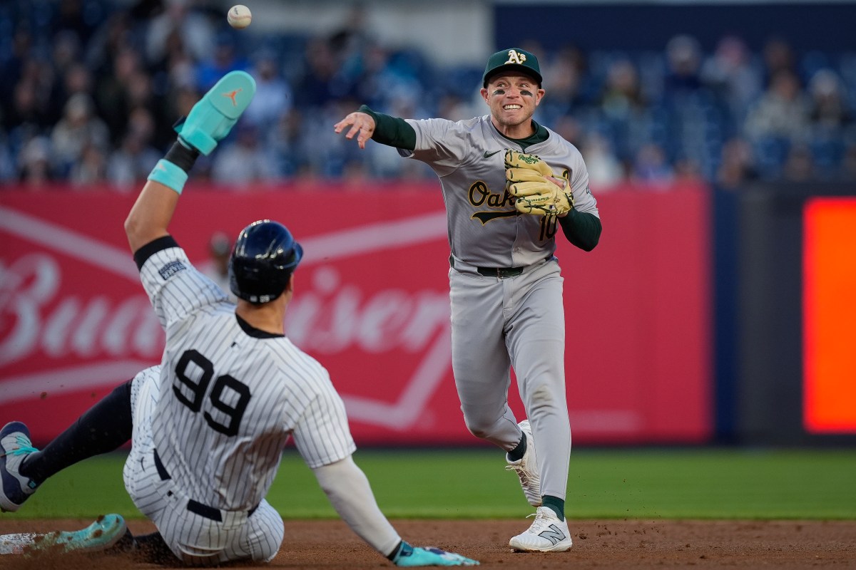 Polémica: Aaron Judge evitó doble play de Brewers al deslizarse y bloquear la pelota con su mano [Video]