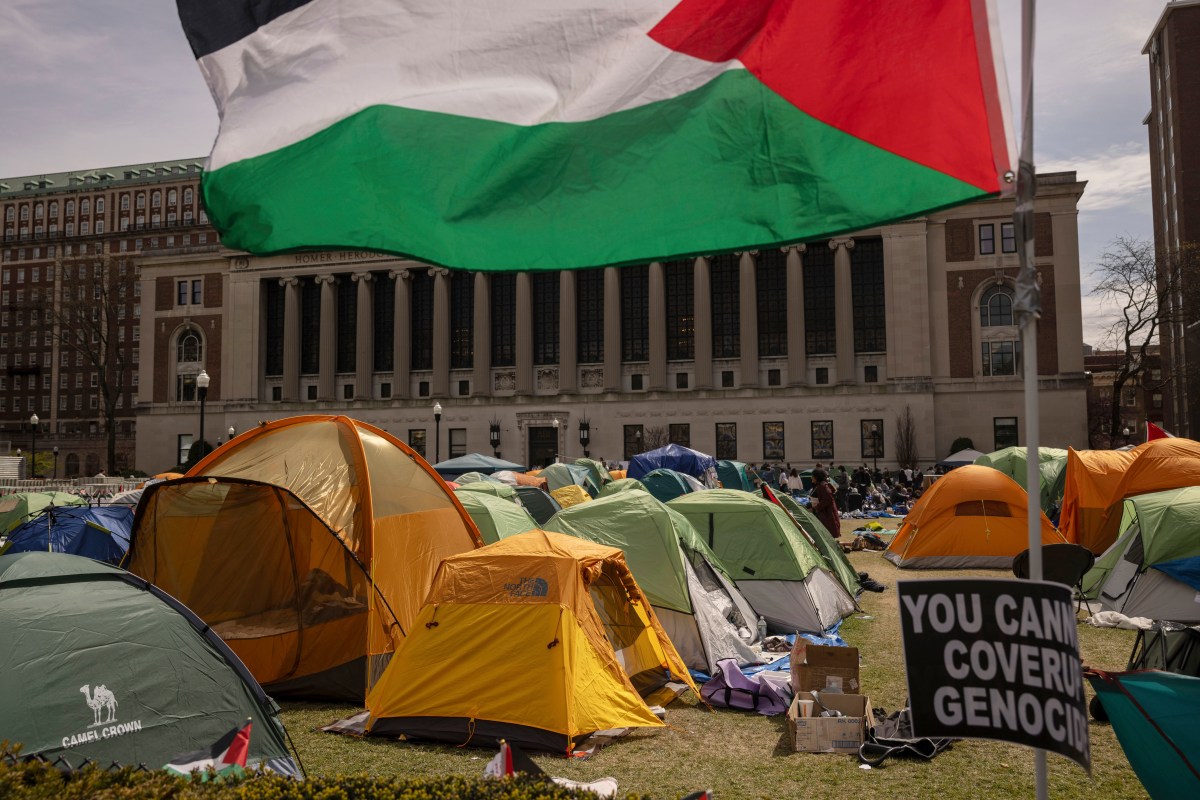 Columbia University Gives Ultimatum to Anti-Palestinian Activists on Campus: Leave by 2:00 pm or Face Consequences