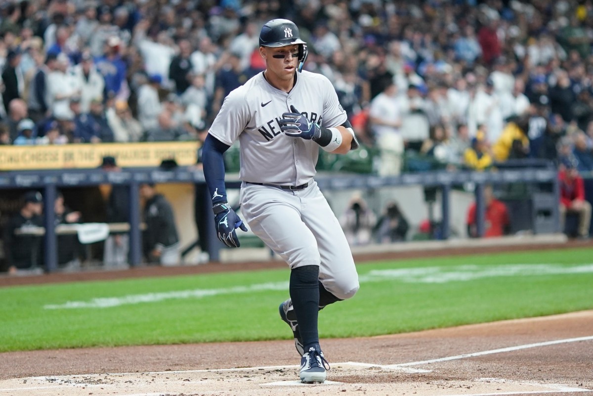 Aaron Judge conecta jonrón por segundo día consecutivo y lidera paliza de Yankees 15-5 ante Brewers