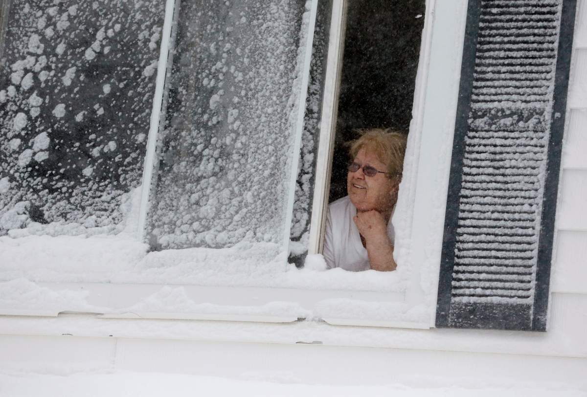 Nieve y lluvia se aproximan a estados del este como NY debido a sistema de tormentas