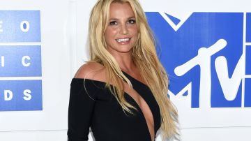 Britney Spears posando.