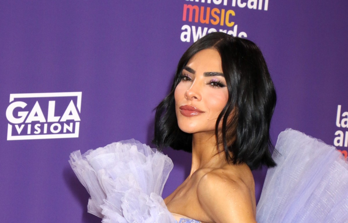 ¿Por qué el vestido de Alejandra Espinoza causó controversia en los Latin American Music Awards?