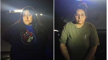 Dos mujeres son arrestadas por llevar en su auto a 6 migrantes