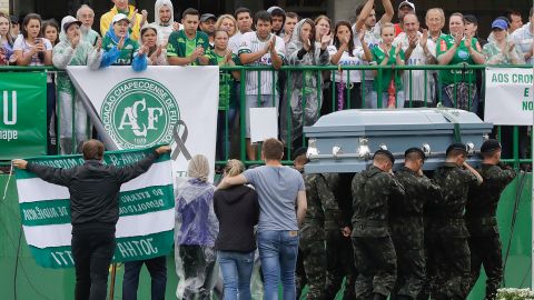 Justicia de Brasil ordena al Chapecoense pagar indemnización por un trabajador fallecido en el vuelo de 2016