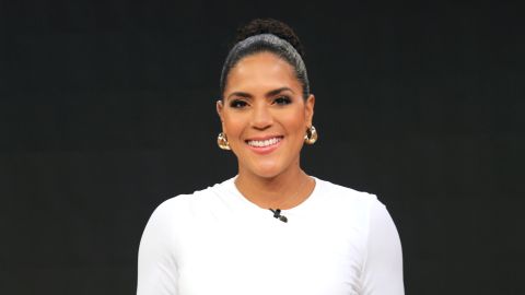 Francisca, presentadora de televisión.