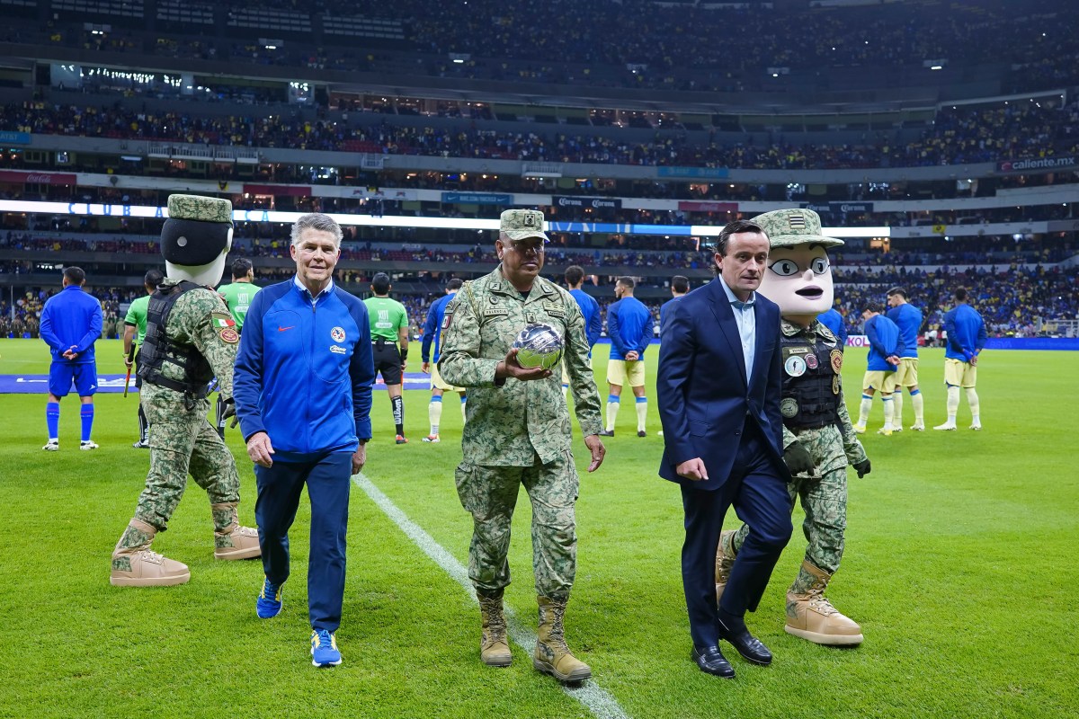 Mikel Arriola afirma que las peleas fuera de los estadios no son jurisdicción de la Liga MX