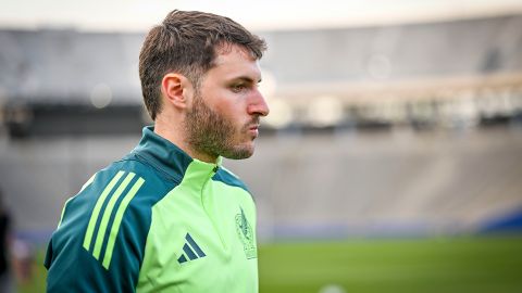 El jugador mexicano ha sido criticado por el mal desempeño que ha tenido los últimos partidos.