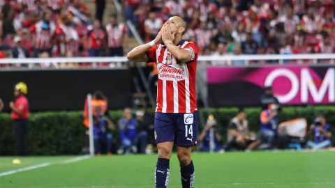 Chicharito Hernández se ausenta por segunda jornada seguida con Chivas