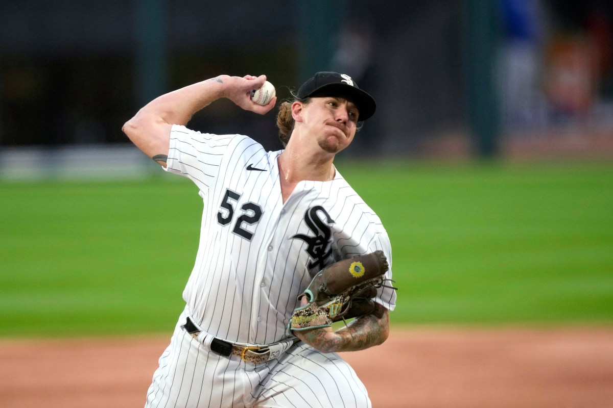 White Sox sigue activo en la agencia libre y llega a un acuerdo con el derecho Mike Clevinger