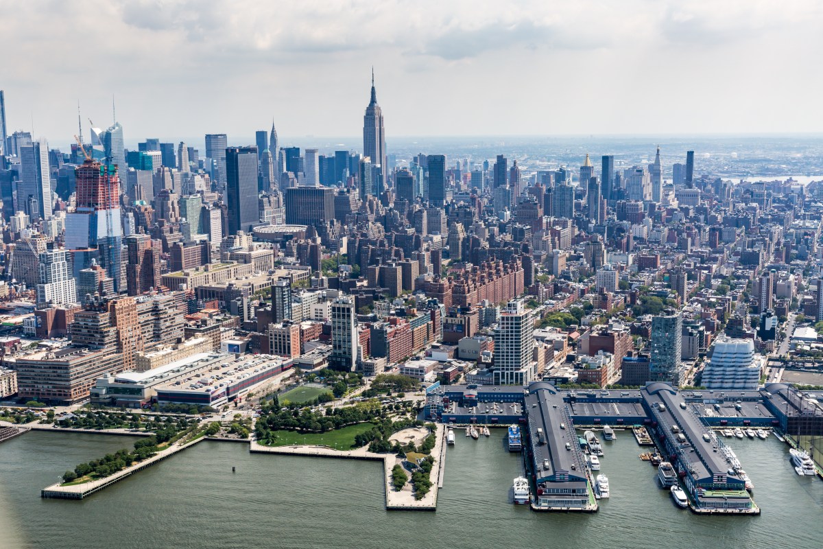 Doble problema para Nueva York: se hunde y el nivel del agua aumenta