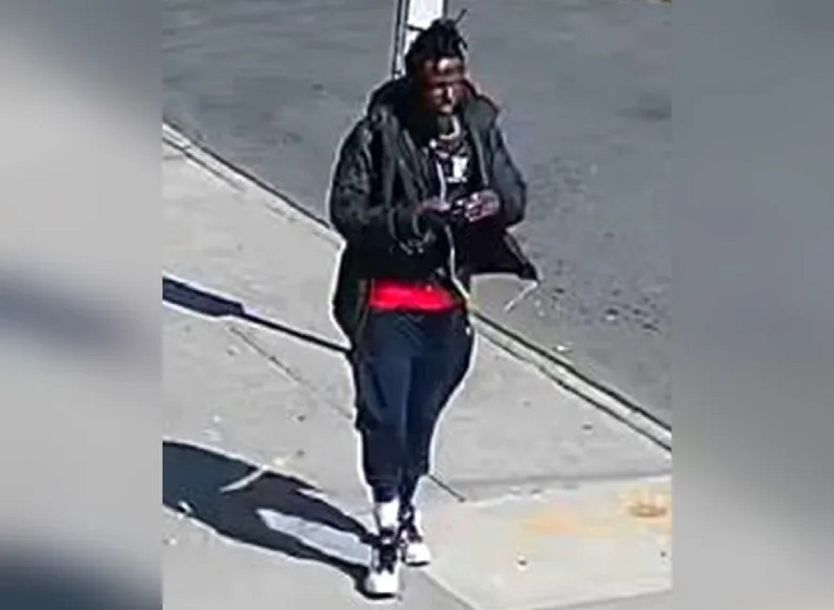 74-Year-Old Man Attacked in Brooklyn: Authorities on the Hunt for Suspect