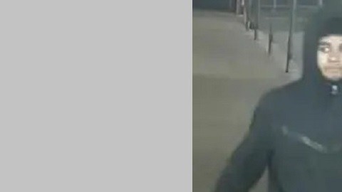 NYPD está tras la búsqueda del atacante y ofrecía una recompensa de $3,500 dólares por información que lleve a su paradero.