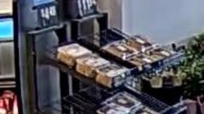 Padres utilizan a sus hijos para robar en Walmart Texas