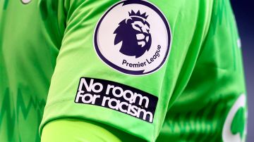 Arrestaron a dos jugadores de la Premier League tras ser acusados de presunta violación