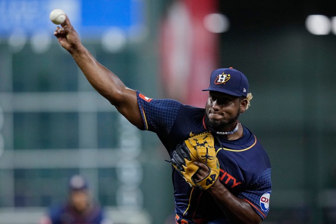 Dominicano Ronel Blanco, de los Astros, lanza el primer juego sin hit ni carrera del 2024 ante Blue Jays